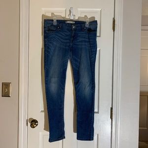 Women’s Levi Strauss Low Rise Demi Curve Skinny  jeans Size 32